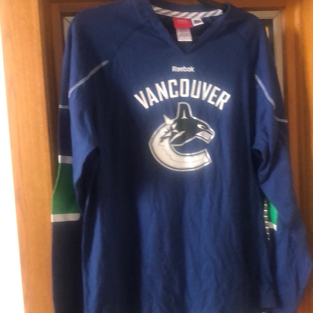 Men Reebok NHL Vancouver size L